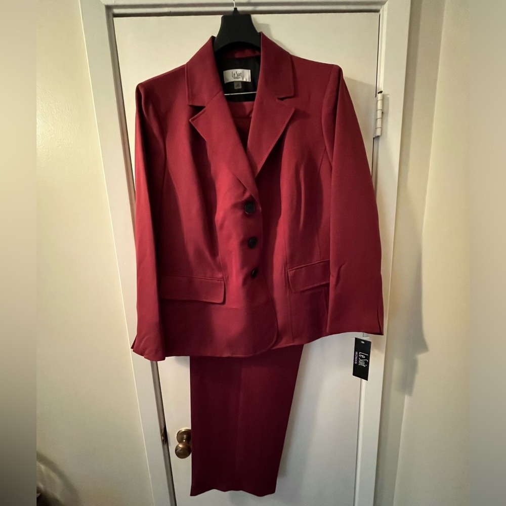Le Suit - 2 pc suit